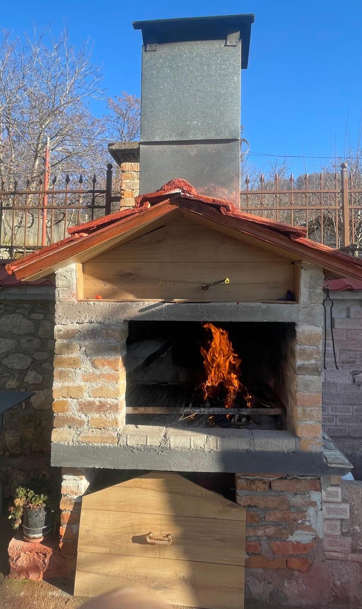 Tradicionale Violeta Villa *